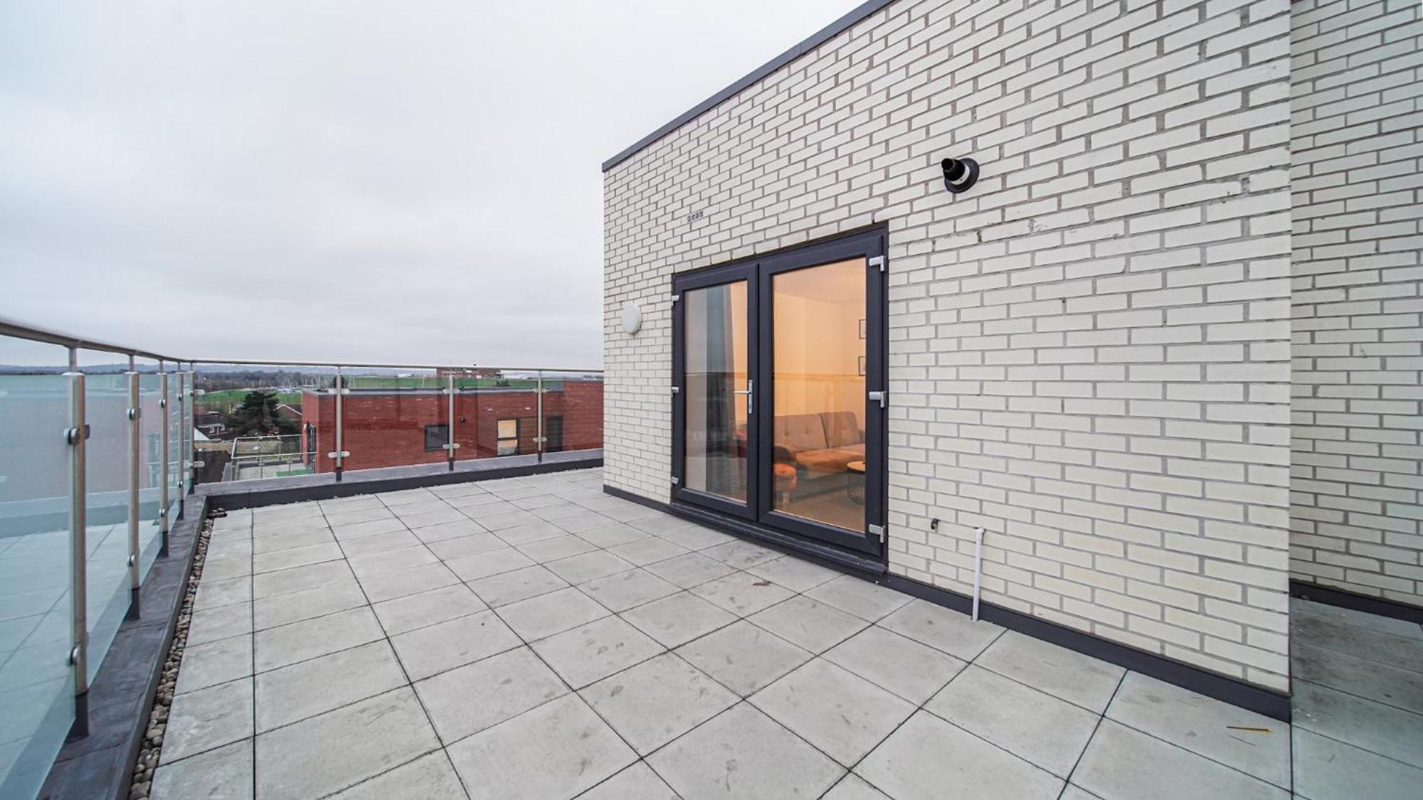 Modern Apartments With Free Parking Near Heathrow コルンブルック エクステリア 写真